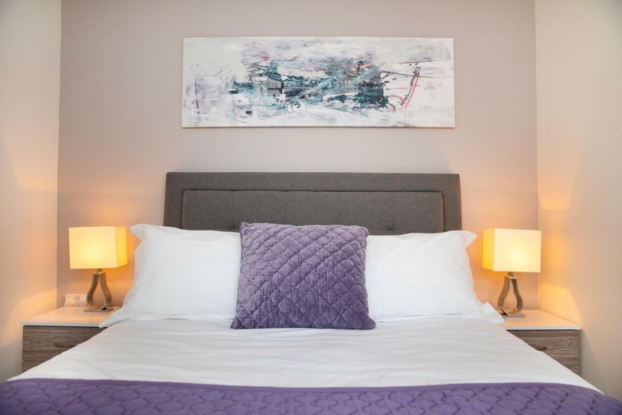 Modern And Spacious Home From Home 1 Mile From M1 - With Netflix, Prime Video, Ps5, Free Parking, Superfast Wifi, Bbq - Sleeps 11 - By Brightleap Apartments Milton Keynes Esterno foto